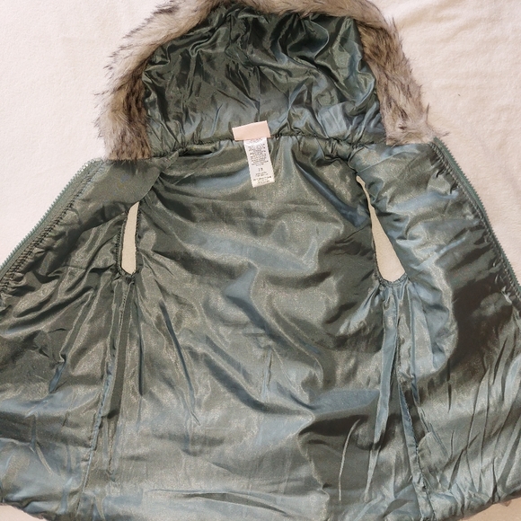 Quilted Vest with Faux Fur Lined Hood, EUC, by Little Lass - Picture 7 of 12
